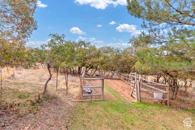 Photo 44 for MLS #2118076 at 195 S Oak Dr