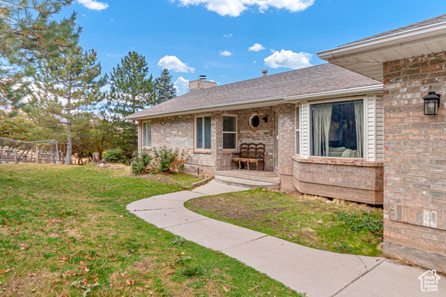 Photo 11 for MLS #2118076 at 195 S Oak Dr