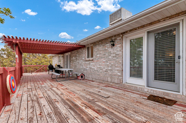 Photo 38 for MLS #2118076 at 195 S Oak Dr