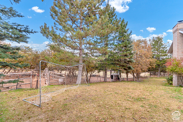 Photo 43 for MLS #2118076 at 195 S Oak Dr