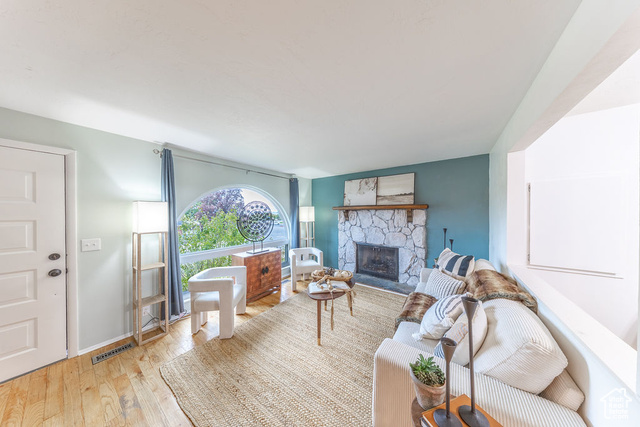 Photo 5 for MLS #2118087 at 1447 E 2700 North