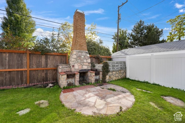 Photo 18 for MLS #2118096 at 1452 E Hollywood Ave