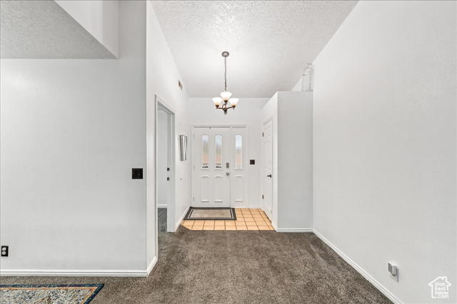 Photo 7 for MLS #2118098 at 1660 Evergreen Dr