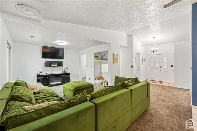 Photo 10 for MLS #2118098 at 1660 Evergreen Dr