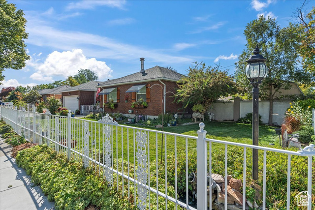 Photo 3 for MLS #2118100 at 763 N Lafayette Dr