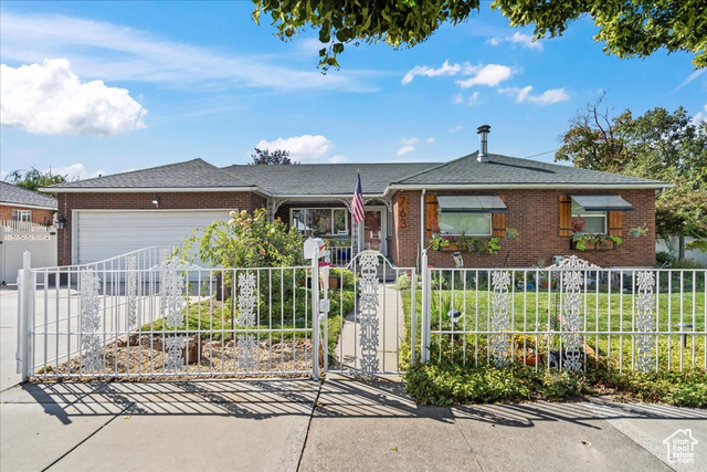 Photo 2 for MLS #2118100 at 763 N Lafayette Dr