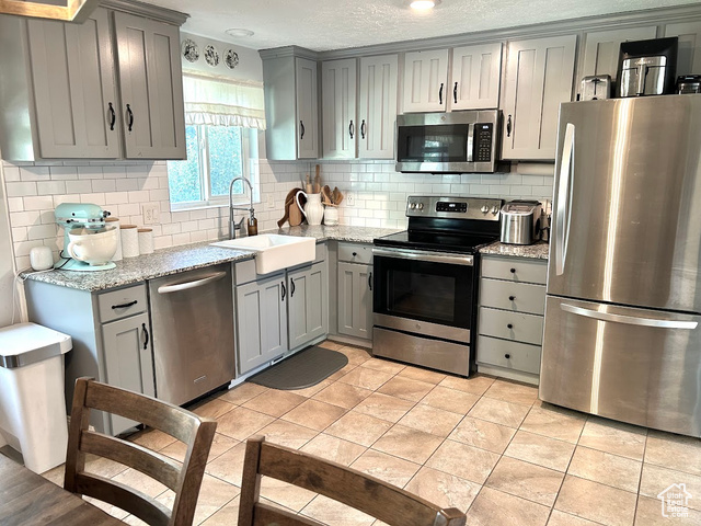 Photo 4 for MLS #2118104 at 389 E 10560 South