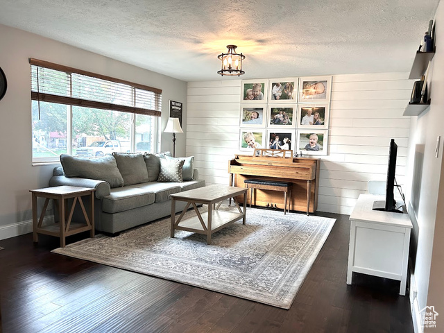 Photo 2 for MLS #2118104 at 389 E 10560 South
