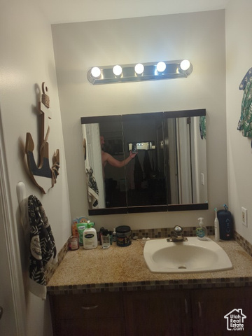 Photo 14 for MLS #2118111 at 5202 S 1150 West