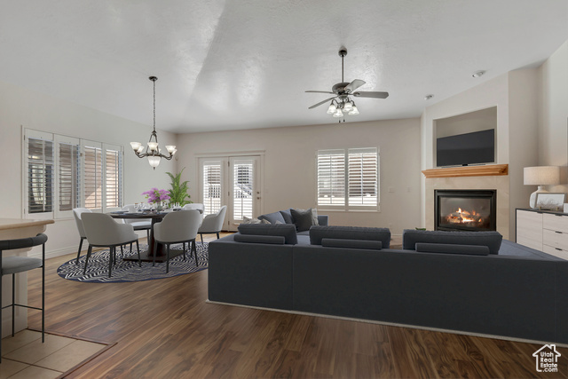 Photo 7 for MLS #2118116 at 1673 W Peaceful Cir