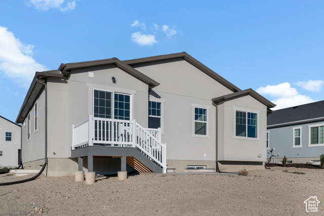 Photo 4 for MLS #2118123 at 1832 E Kern Mtn