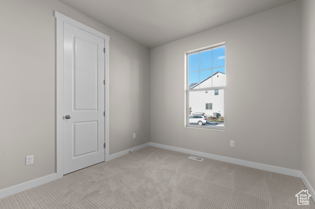 Photo 6 for MLS #2118123 at 1832 E Kern Mtn