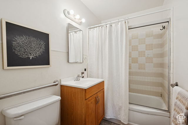 Photo 19 for MLS #2118126 at 1537 W Glenrose Dr