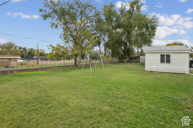 Photo 20 for MLS #2118126 at 1537 W Glenrose Dr