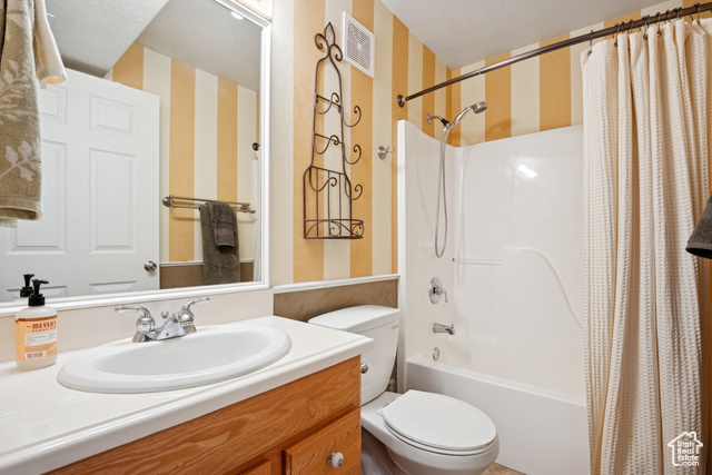 Photo 10 for MLS #2118141 at 1205 E Privet Dr #430