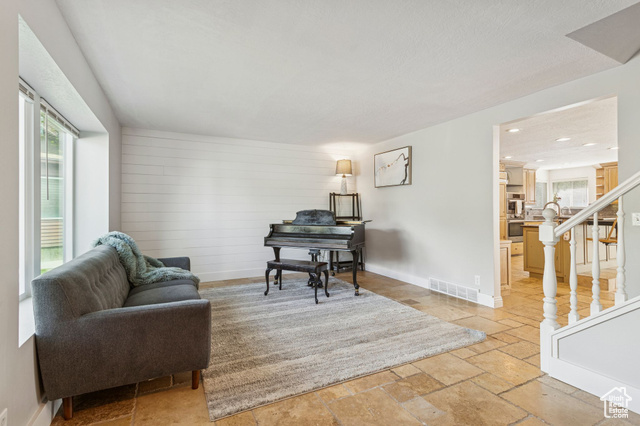 Photo 4 for MLS #2118142 at 9982 S Mumford Dr