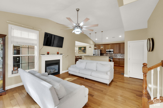 Photo 12 for MLS #2118147 at 4523 W South Jordan Pkwy