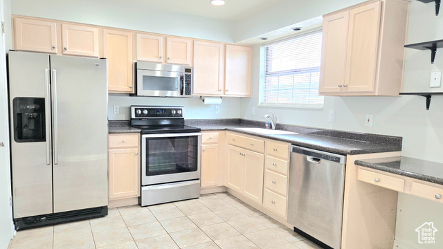 Photo 7 for MLS #2118156 at 8732 S 620 East