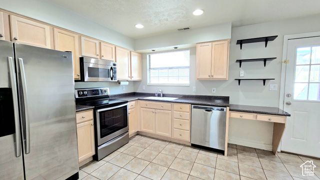Photo 8 for MLS #2118156 at 8732 S 620 East