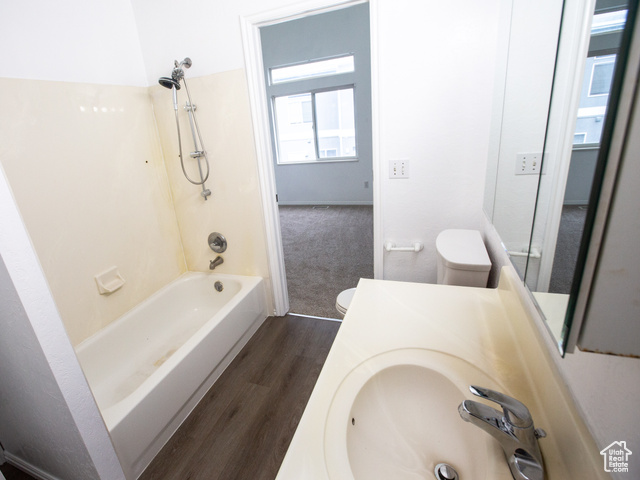 Photo 16 for MLS #2118169 at 475 N Redwood Rd #30