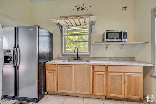 Photo 4 for MLS #2118178 at 215 S 400 West
