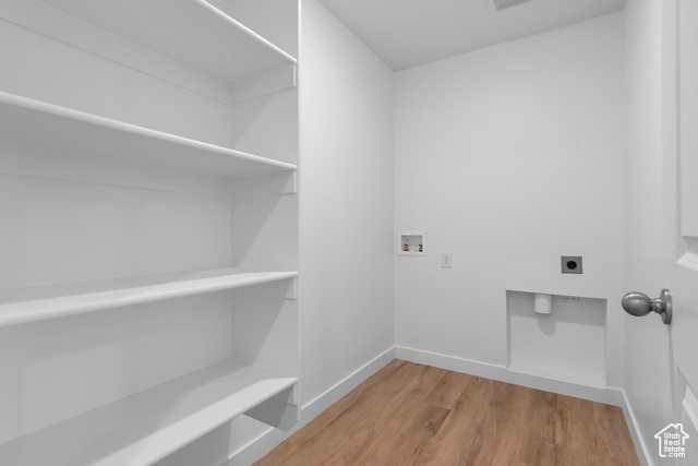 Photo 11 for MLS #2118185 at 1776 E Albion Dr #1138