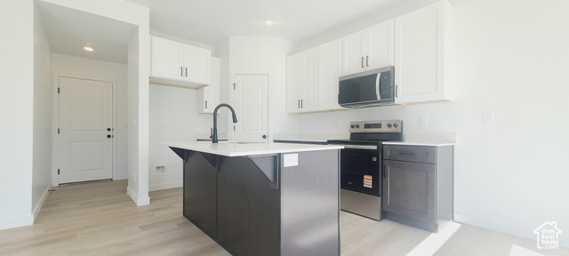 Photo 8 for MLS #2118186 at 3523 W 4835 South #28