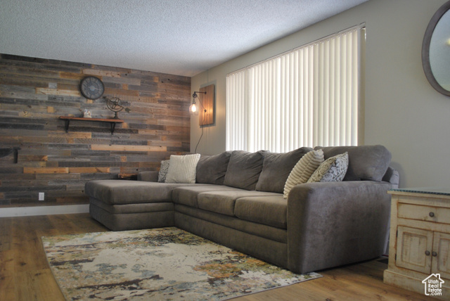 Photo 8 for MLS #2118188 at 1740 N Gregory Dr