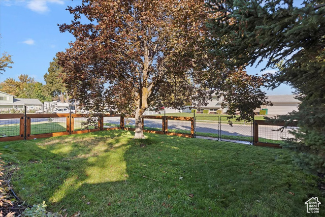 Photo 21 for MLS #2118188 at 1740 N Gregory Dr