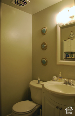 Photo 16 for MLS #2118188 at 1740 N Gregory Dr