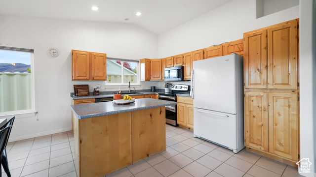 Photo 8 for MLS #2118193 at 694 E 260 South