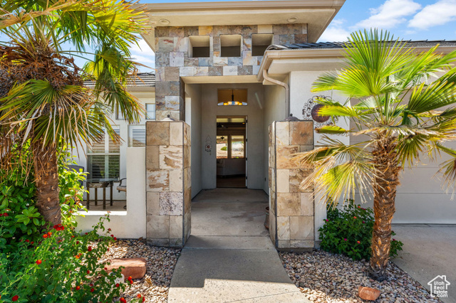 Photo 6 for MLS #2118199 at 993 N Las Entradas Dr