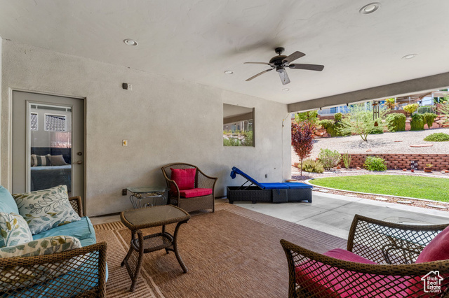 Photo 32 for MLS #2118199 at 993 N Las Entradas Dr