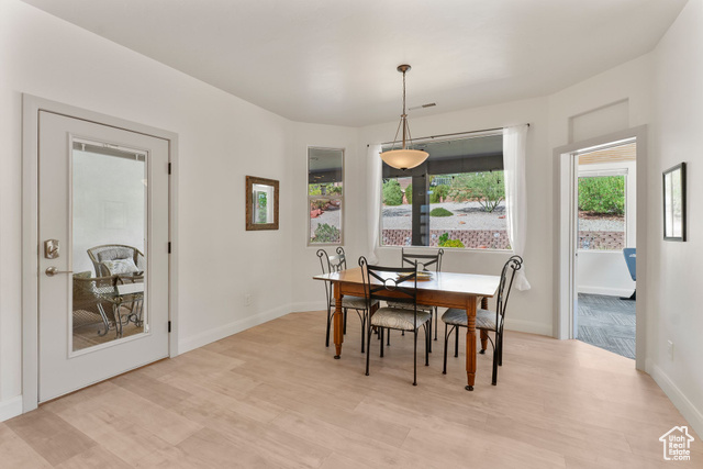 Photo 13 for MLS #2118199 at 993 N Las Entradas Dr