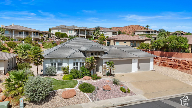 Photo 2 for MLS #2118199 at 993 N Las Entradas Dr