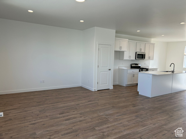 Photo 11 for MLS #2118211 at 589 W 1810 North #66
