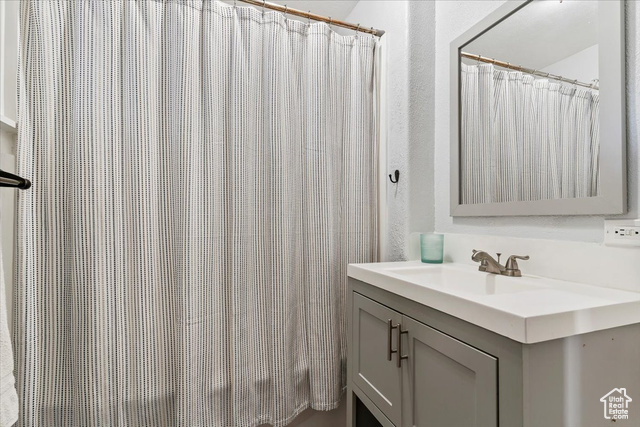 Photo 13 for MLS #2118214 at 46 S 600 East
