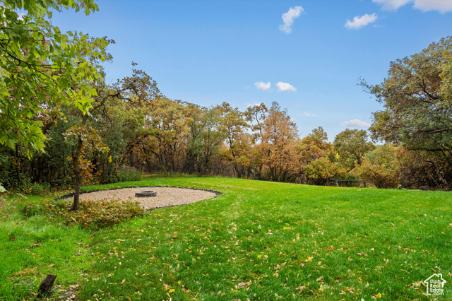 Photo 12 for MLS #2118222 at 747 Woodridge Dr