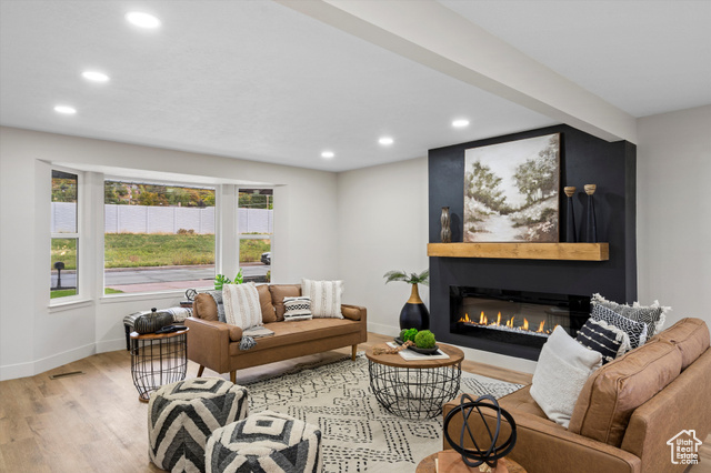 Photo 44 for MLS #2118222 at 747 Woodridge Dr