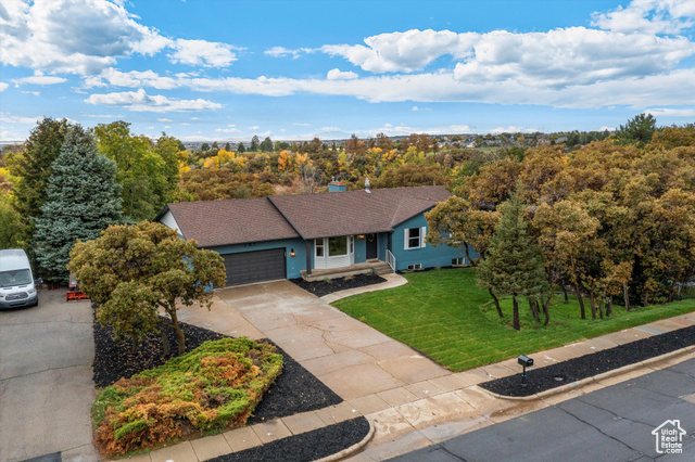 Photo 7 for MLS #2118222 at 747 Woodridge Dr
