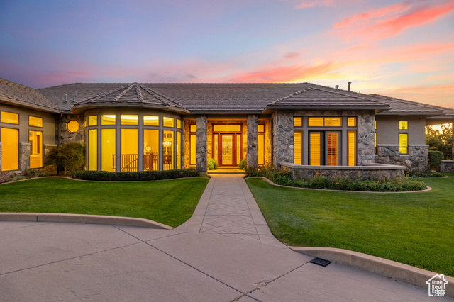 Photo 2 for MLS #2118234 at 5210 Skyline Pkwy