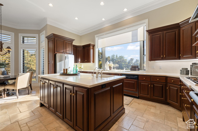 Photo 28 for MLS #2118234 at 5210 Skyline Pkwy