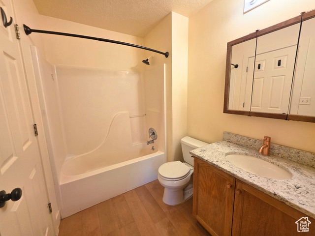 Photo 8 for MLS #2118235 at 363 E 2300 North