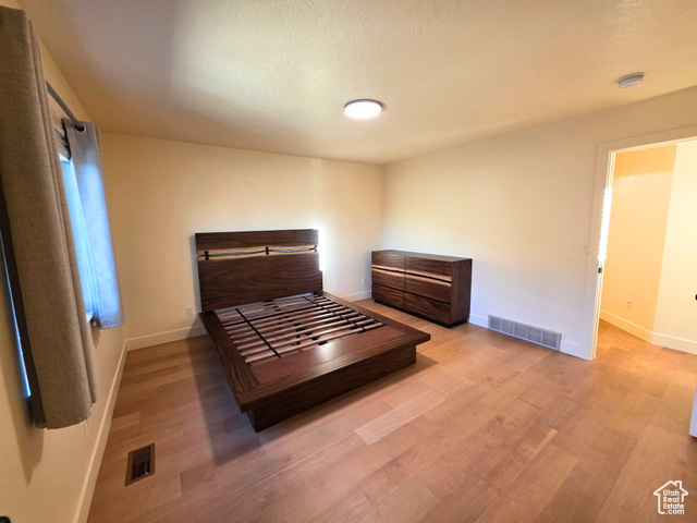 Photo 9 for MLS #2118235 at 363 E 2300 North