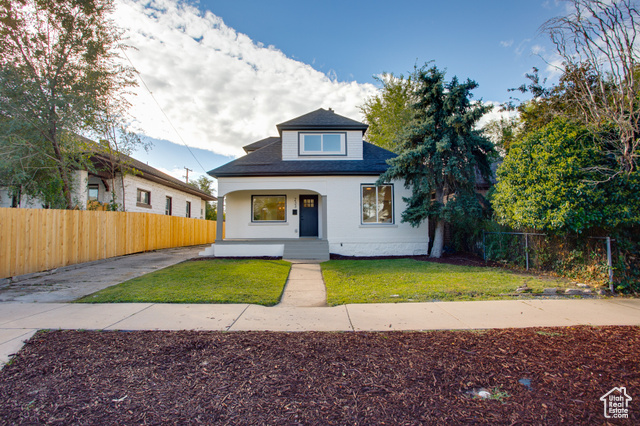 Photo 2 for MLS #2118237 at 233 30th St