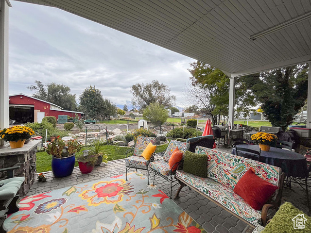 Photo 10 for MLS #2118253 at 8701 S Temple Dr