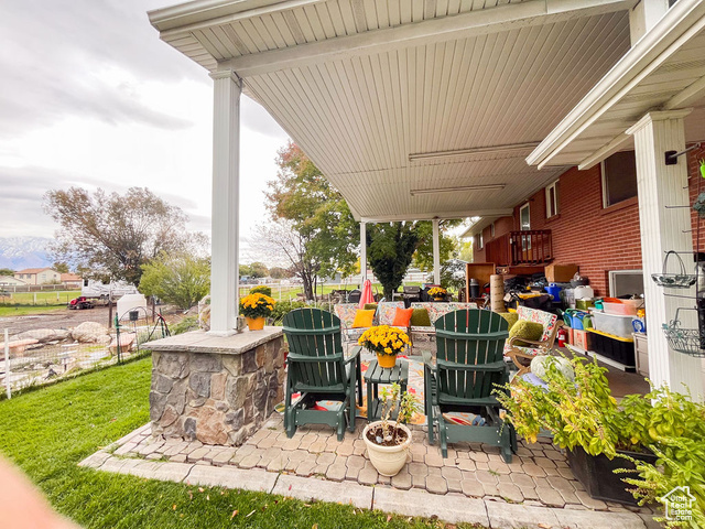 Photo 9 for MLS #2118253 at 8701 S Temple Dr