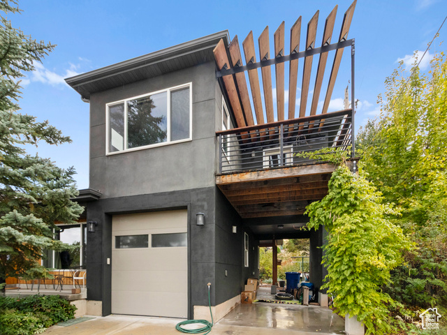 Photo 2 for MLS #2118257 at 3015 S 3380 East