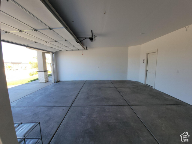 Photo 33 for MLS #2118258 at 2248 E Yant Dr