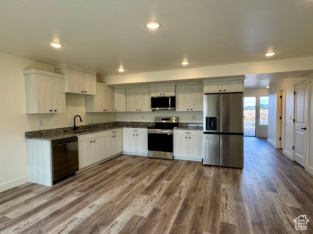 Photo 2 for MLS #2118263 at 633 W 880 South